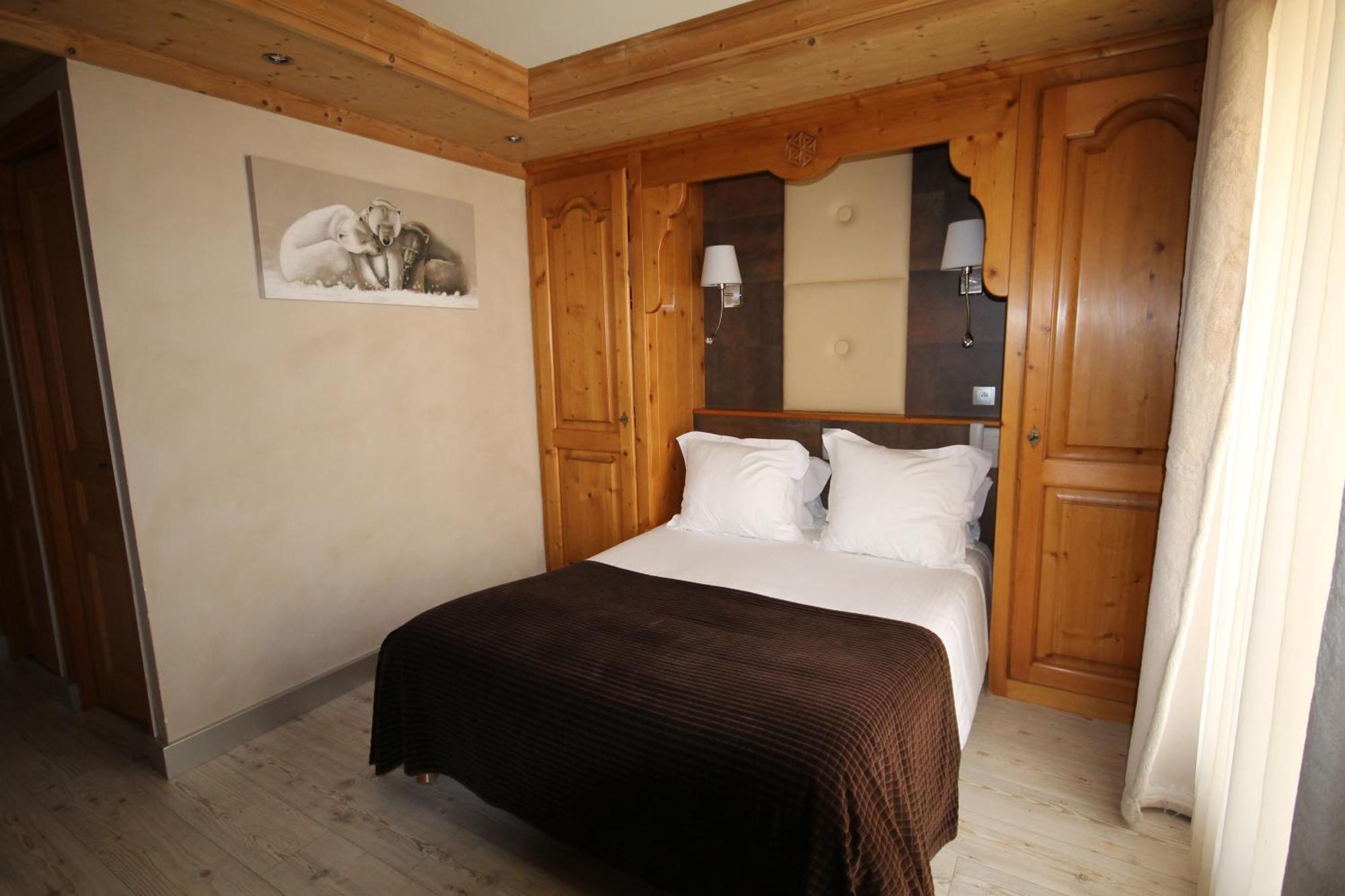 Hotel Alpina & Spa - Restaurant Oxalis Les Gets Zimmer foto